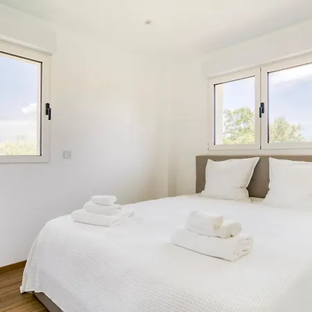 Villa Constance - *